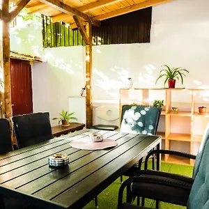 Auberge de jeunesse Sport, Bucarest